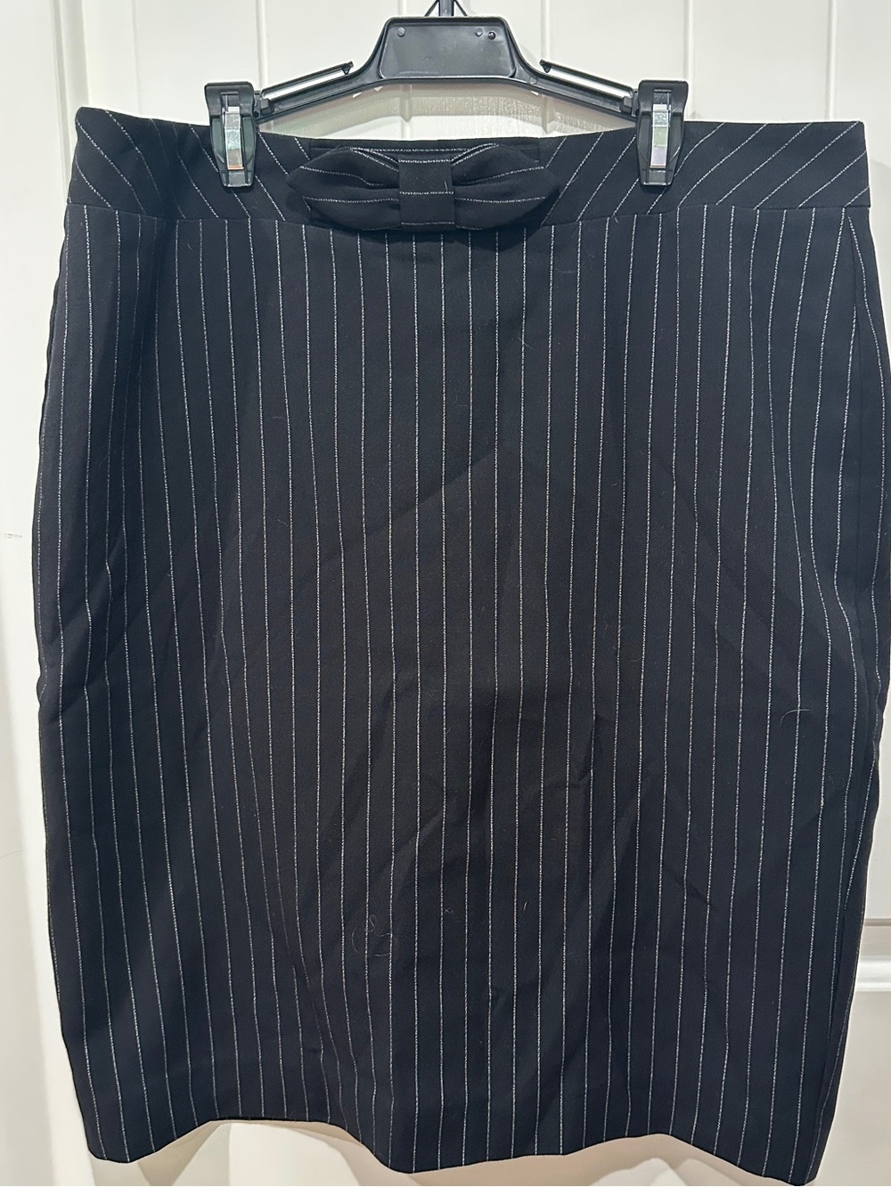 Ann Taylor Black Pinstripe Pencil Skirt with Waist Bow